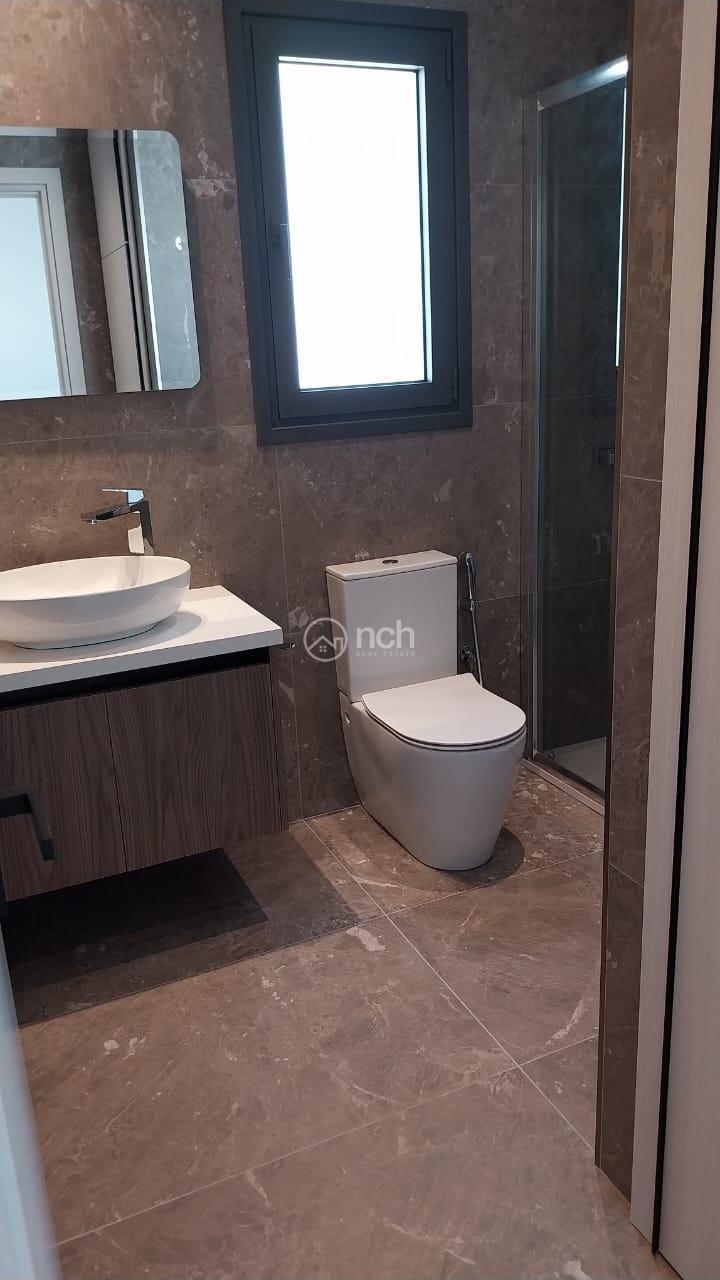 https://cache.vooxee.com/adverts/01/1p/011pcy2ujli7ed7ggcnfcg94.jpg