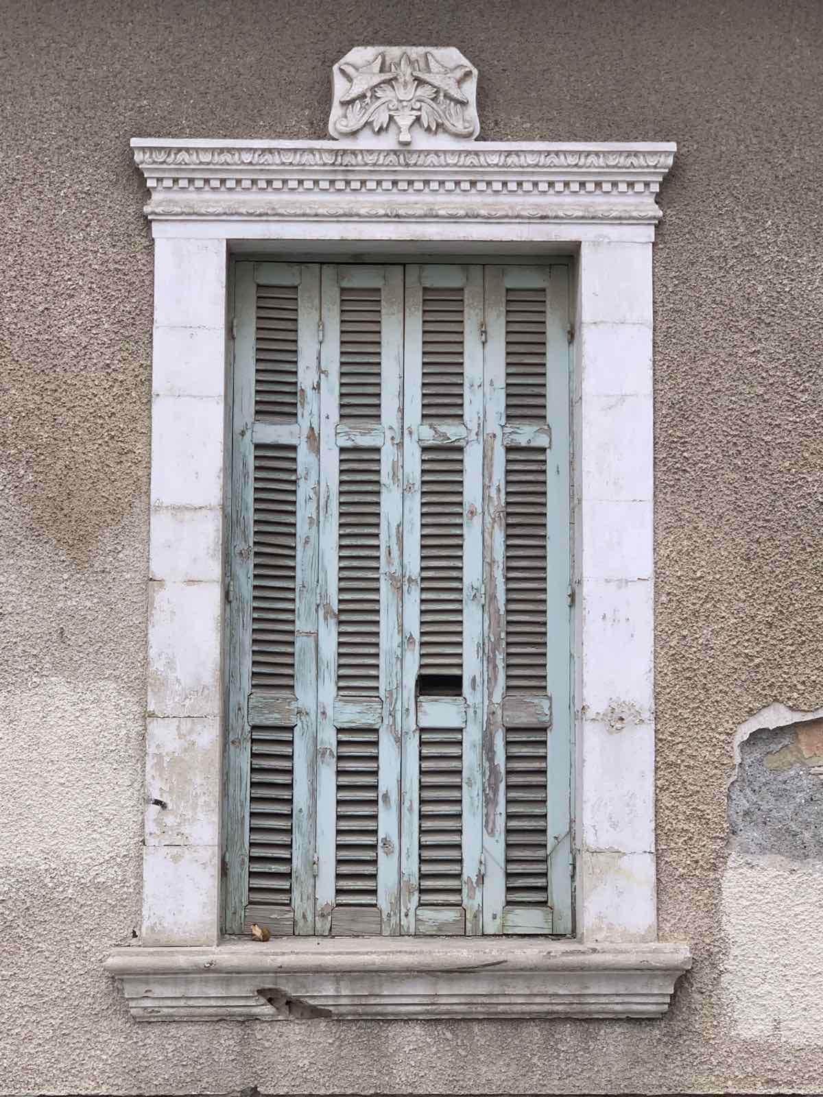 https://cache.vooxee.com/adverts/01/3p/013p6zrogr08w4clxww3b6jf.jpg