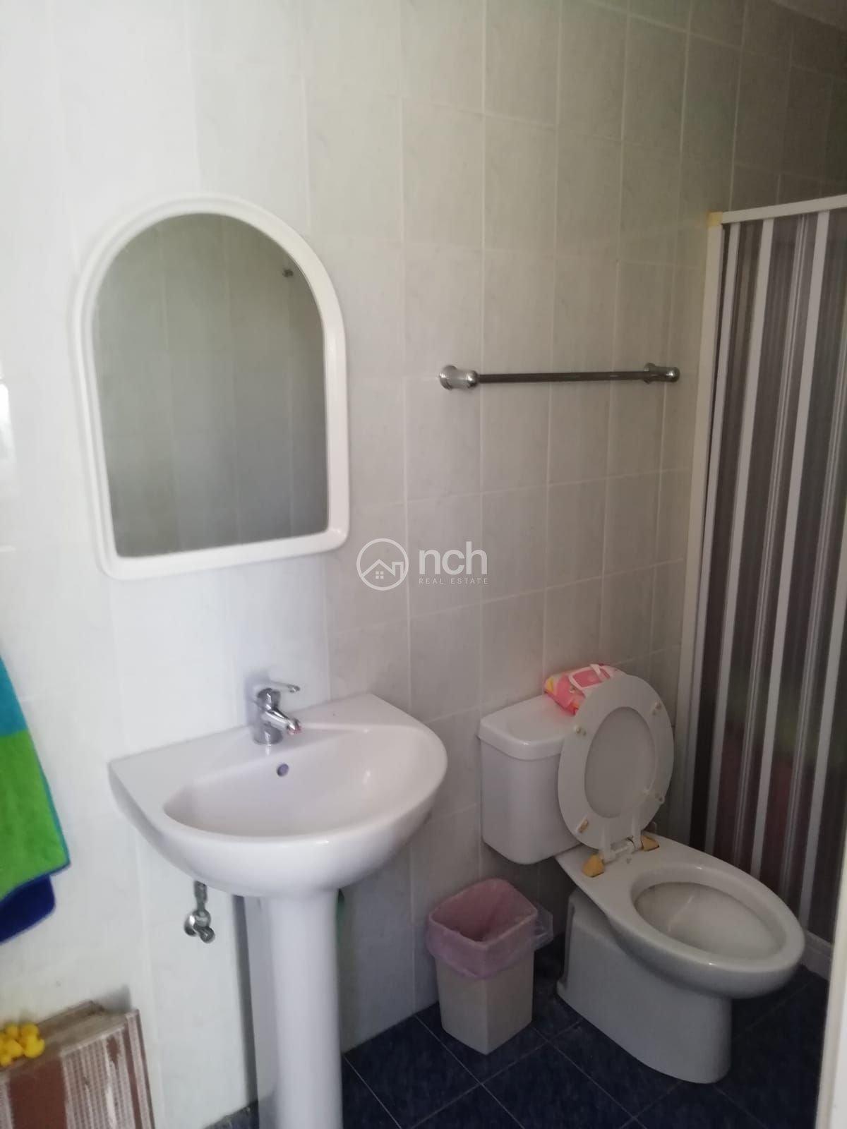 https://cache.vooxee.com/adverts/01/an/01anignivf3gkm2ikb2xa0ew.jpg