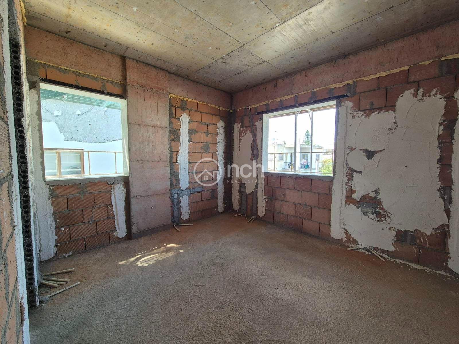 https://cache.vooxee.com/adverts/01/d9/01d9s497rk90y04wxt99w2er.jpg