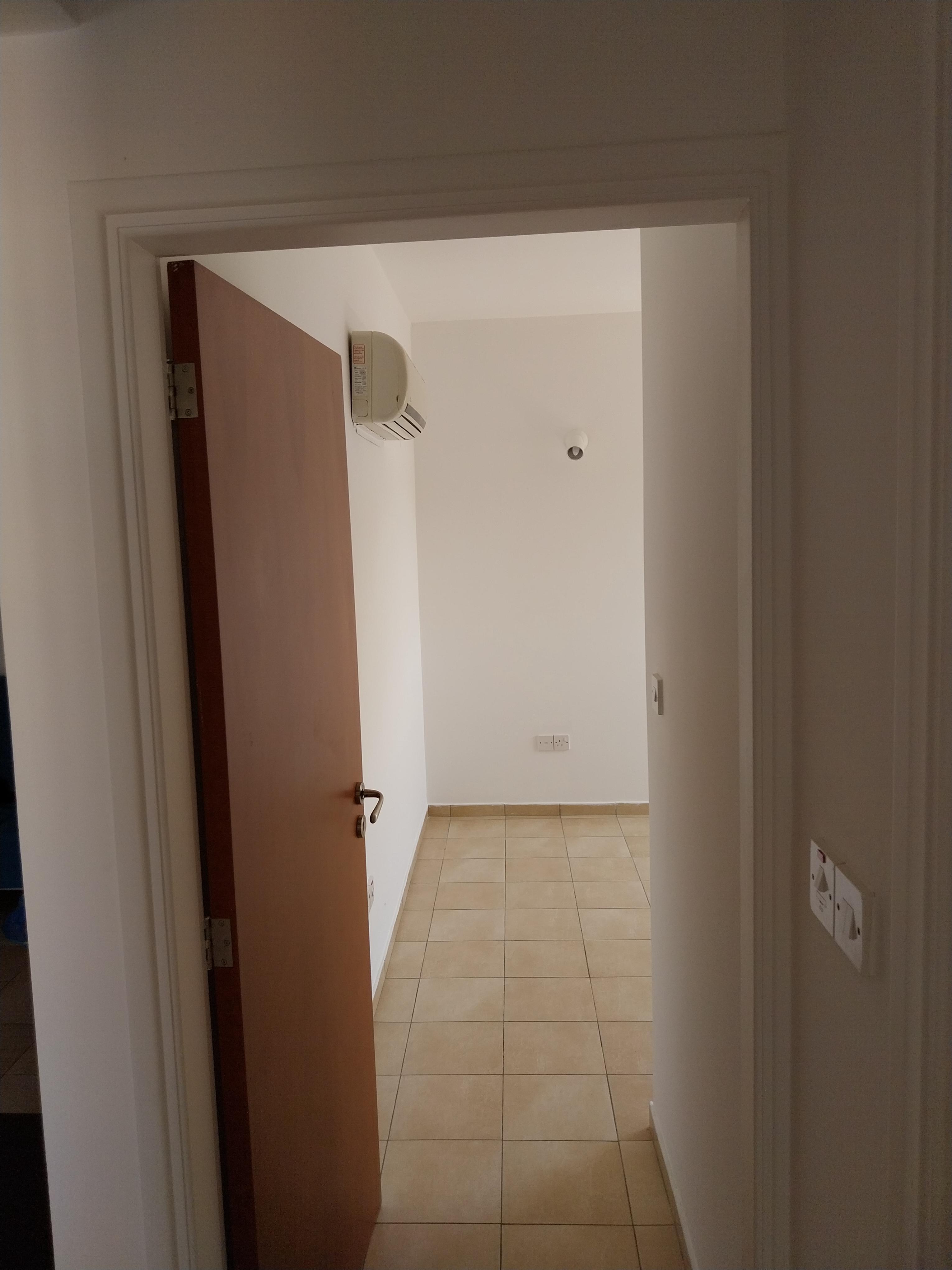 https://cache.vooxee.com/adverts/01/di/01diq8e4997abnznx7uxtzld.jpg