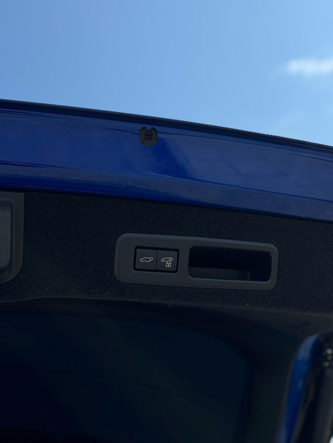 https://cache.vooxee.com/adverts/01/ns/01nsjvw89jg5rg4mb2idekmu.jpg