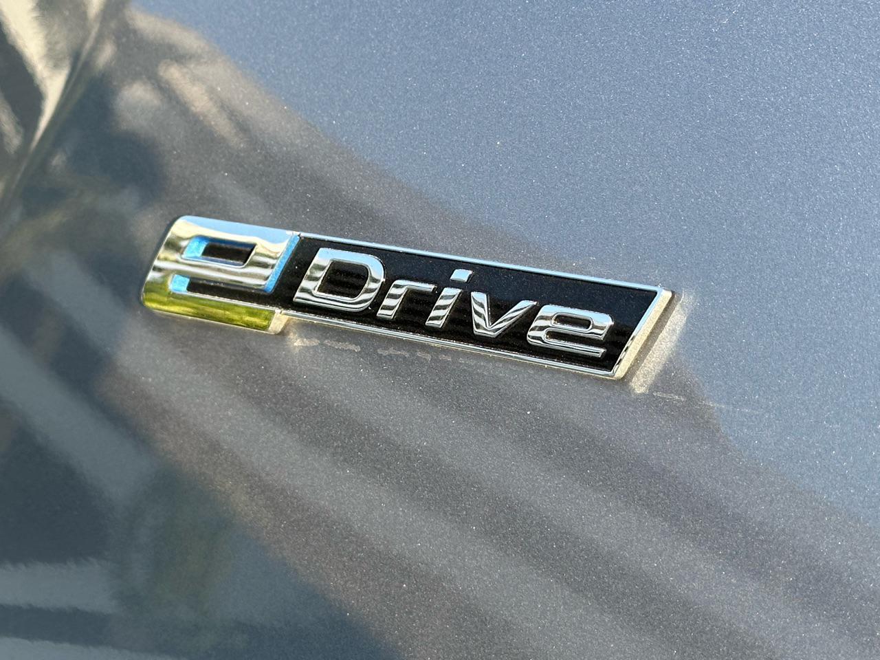 https://cache.vooxee.com/adverts/01/o2/01o267cqv949f26rprb6jfau.jpg