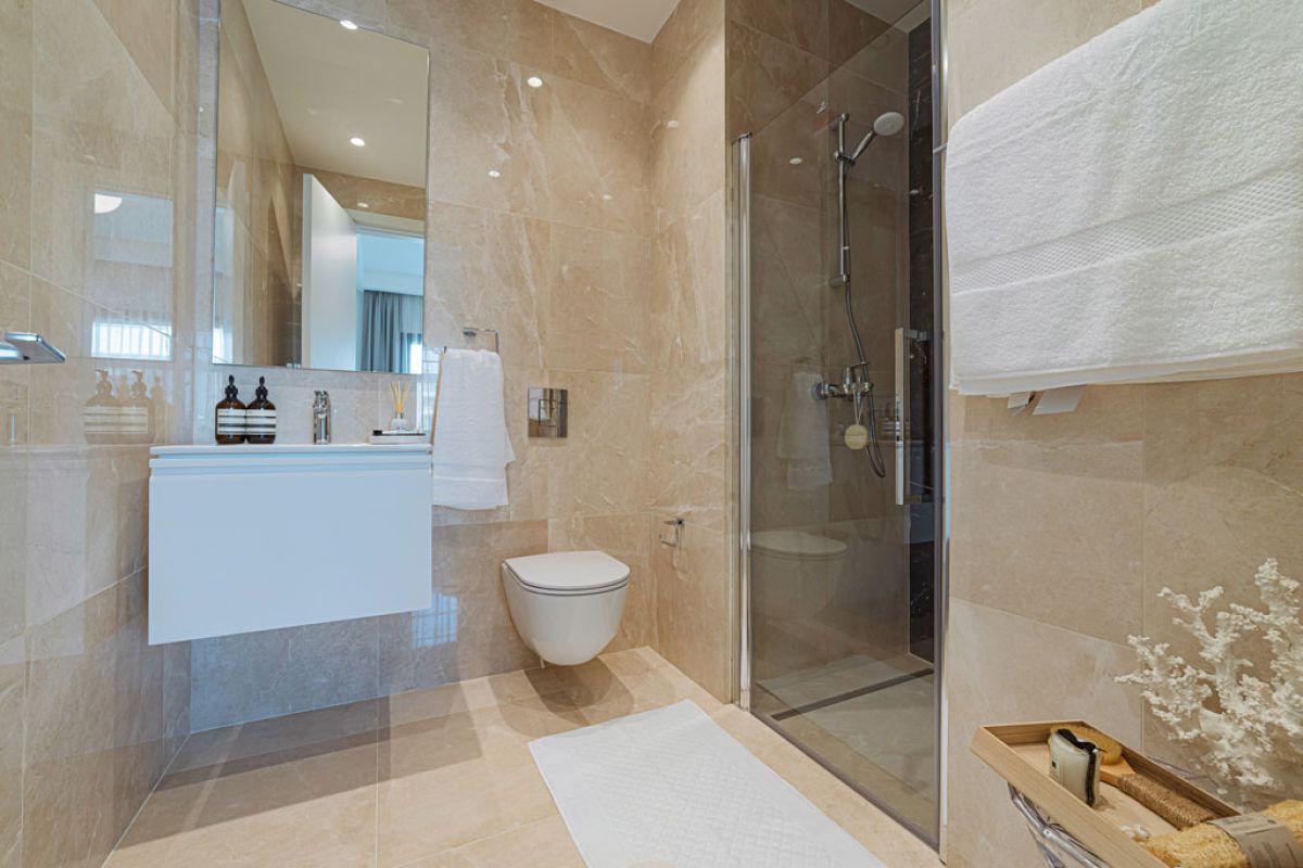 https://cache.vooxee.com/adverts/01/z6/01z6h8x2kul4yewn7gg9spas.jpg